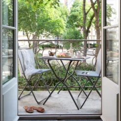 Campingtisch Lafuma Balcony II, Titane -Natur Zelt Geschaft grauer tisch quadratisch terrasse lafuma balcony 2 colorblock titane klappbarer campingtisch 1000 8 24928